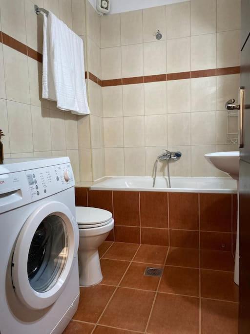 אלכסנדרופולי Raise Mirivili Serviced Apartment מראה חיצוני תמונה